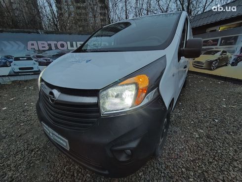 Opel Vivaro 2017 белый - фото 3