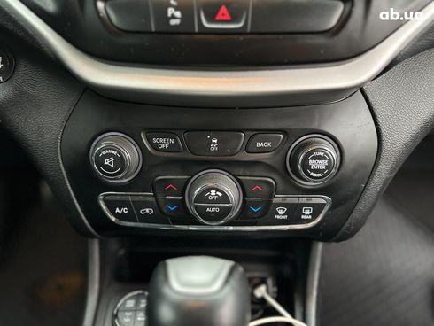 Jeep Cherokee 2018 серый - фото 79