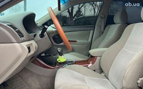 Toyota Camry 2004 - фото 9