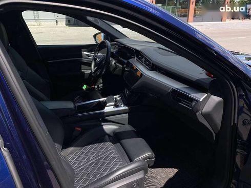 Audi E-Tron 2021 - фото 26