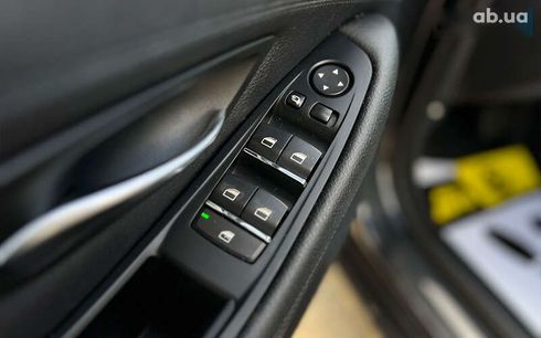 BMW 5 серия 2011 - фото 17