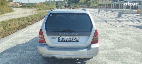 Subaru Forester 2004 серебристый - фото 4