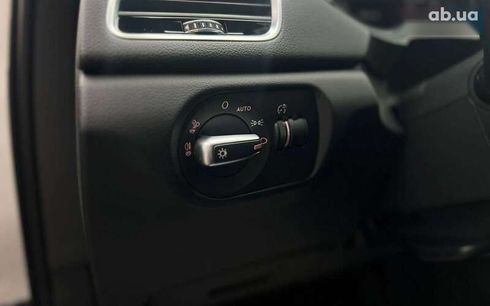 Audi Q3 2016 - фото 15