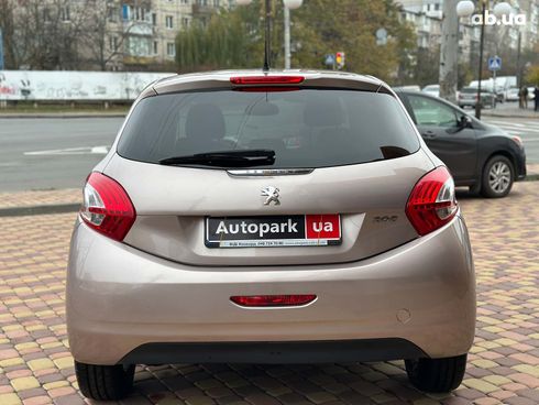 Peugeot 208 2013 красный - фото 10