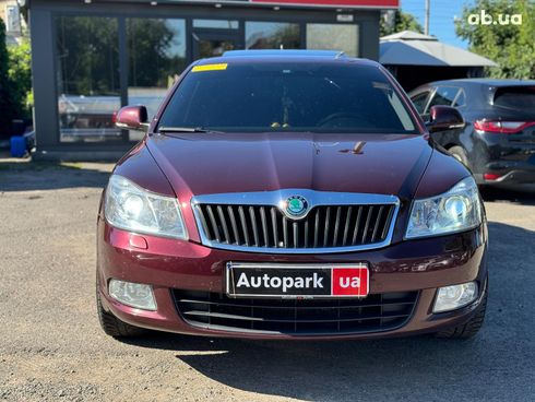 Skoda Octavia 2011 красный - фото 2