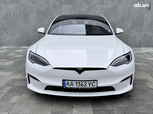 Tesla Model S 2021 - фото 16