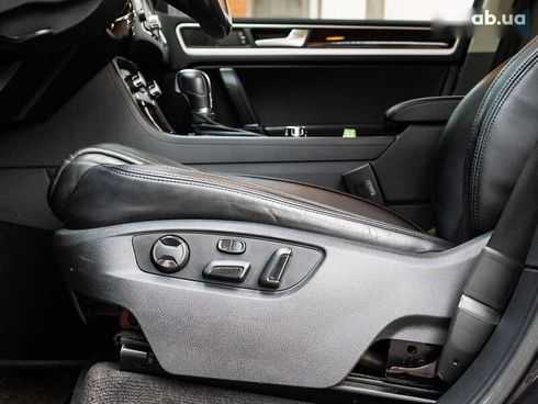Volkswagen Touareg 2012 - фото 18