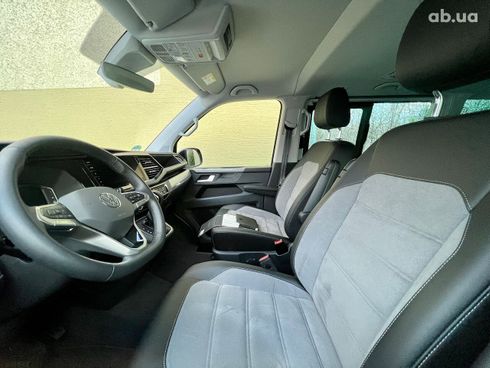 Volkswagen Multivan 2021 - фото 11