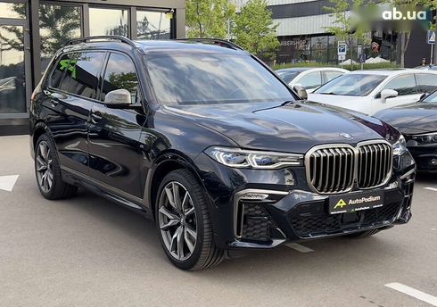 BMW X7 2021 - фото 8