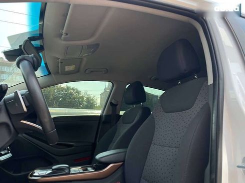 Hyundai Ioniq 2019 - фото 22