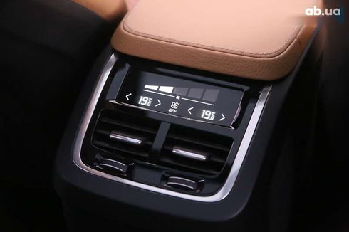 Volvo XC90 2016 - фото 22