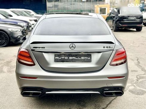 Mercedes-Benz E-Класс 2018 - фото 12