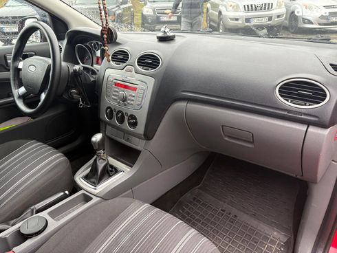 Ford Focus 2008 красный - фото 26