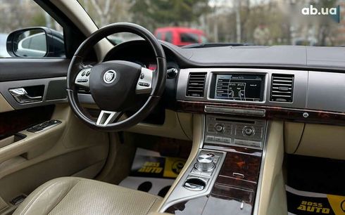 Jaguar XF 2010 - фото 13