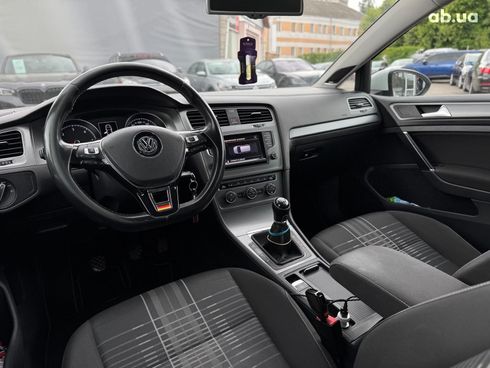 Volkswagen Golf 2015 белый - фото 30