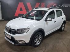 Продаж вживаних Renault Sandero 2019 року в Києві - купити на Автобазарі