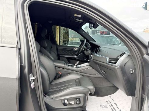 BMW X5 M 2019 - фото 14