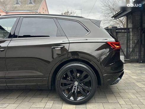 Volkswagen Touareg 2019 - фото 12