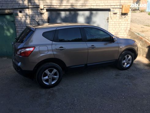 Nissan Qashqai 2013 коричневый - фото 7