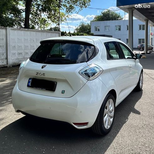 Renault Zoe 2016 белый - фото 3