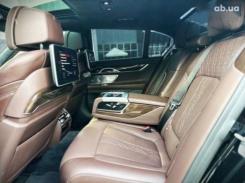 BMW 7 серия 2018 - фото 28