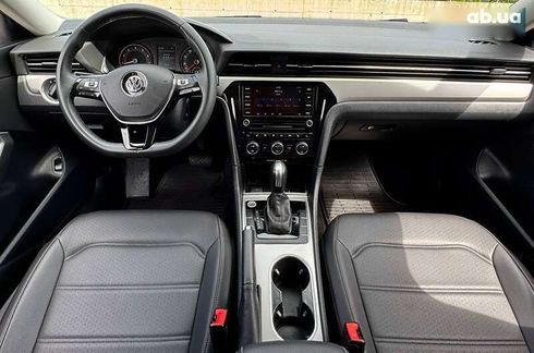 Volkswagen Passat 2021 - фото 24