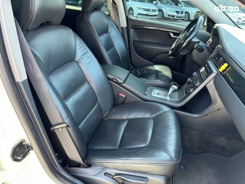 Volvo XC70 2010 белый - фото 30