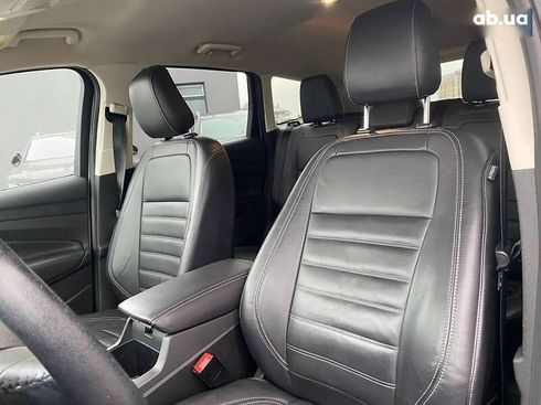 Ford Escape 2018 - фото 20