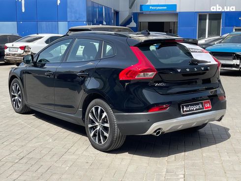 Volvo V40 2019 черный - фото 7