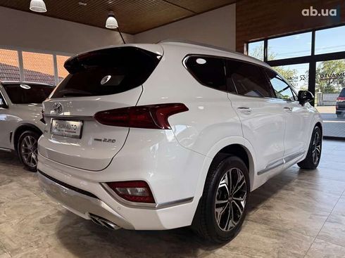 Hyundai Santa Fe 2020 - фото 11