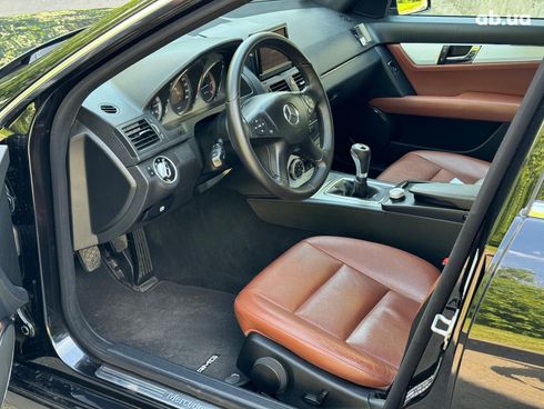 Mercedes-Benz C-Класс 2010 черный - фото 17