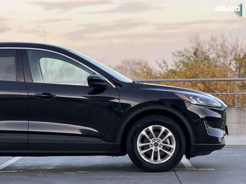 Ford Escape 2021 - фото 11