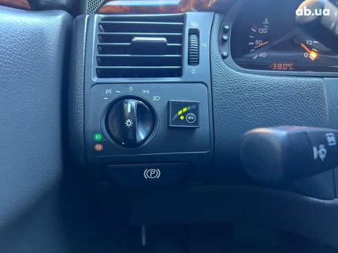 Mercedes-Benz E-Класс 2002 черный - фото 13