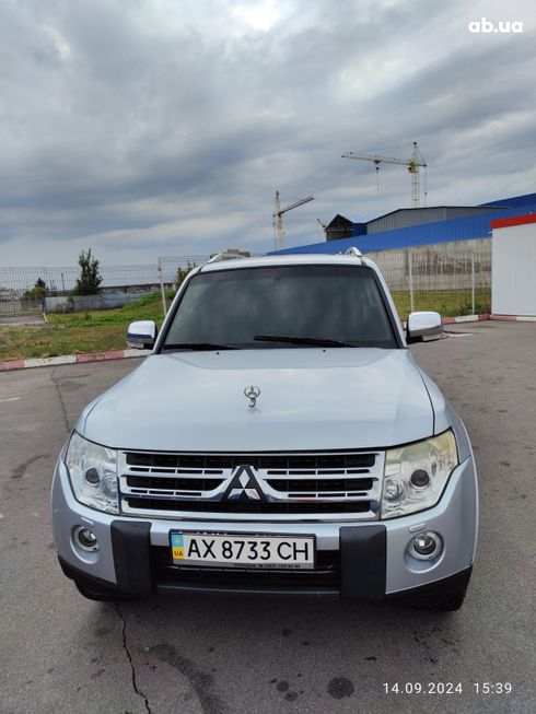 Mitsubishi Pajero Wagon 2007 серебристый - фото 3