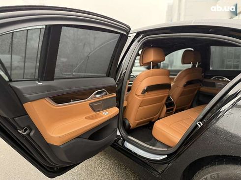 BMW 7 серия 2017 - фото 23