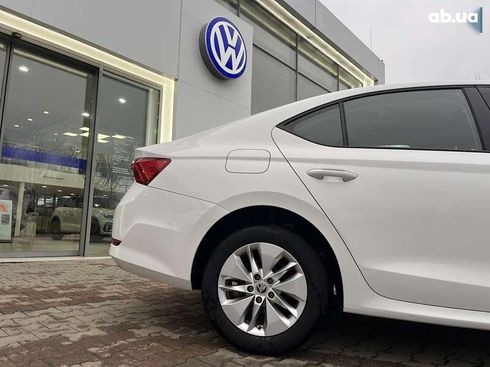 Skoda Octavia 2021 - фото 9