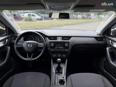 Skoda Octavia 2016 - фото 9