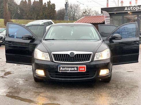 Skoda Octavia 2010 черный - фото 11