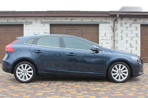 Volvo V40 2015 - фото 7