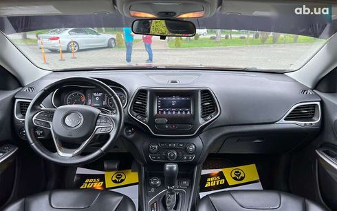 Jeep Cherokee 2018 - фото 12