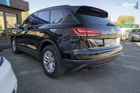 Volkswagen Touareg 2019 - фото 11