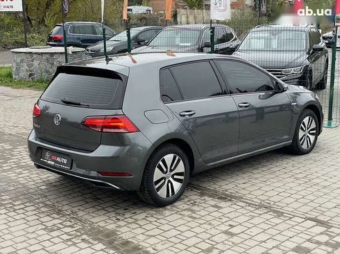 Volkswagen e-Golf 2020 - фото 14