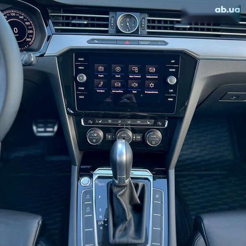 Volkswagen passat alltrack 2018 - фото 30