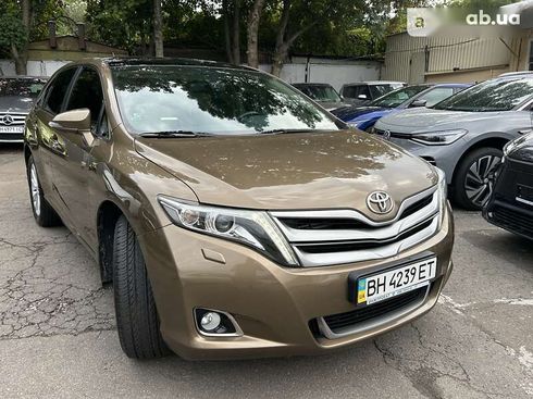 Toyota Venza 2014 - фото 10