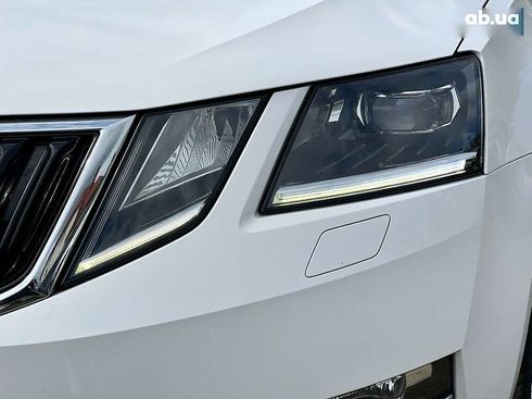 Skoda Octavia 2020 - фото 15
