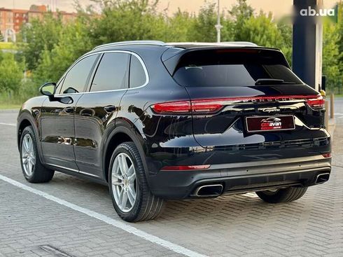Porsche Cayenne 2018 - фото 14