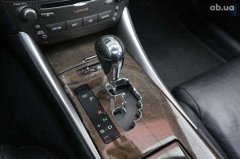 Lexus IS 2010 - фото 21