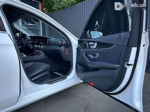 Mercedes-Benz E-Класс 2019 - фото 11