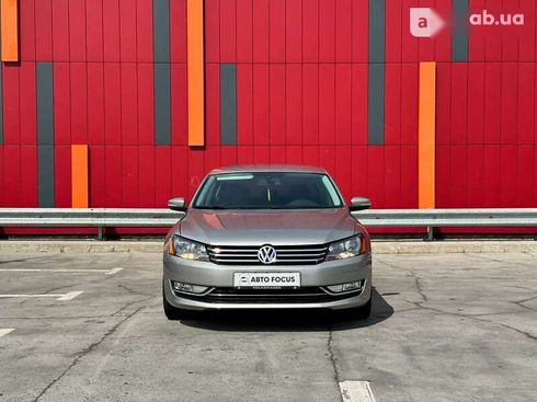Volkswagen Passat 2013 - фото 2