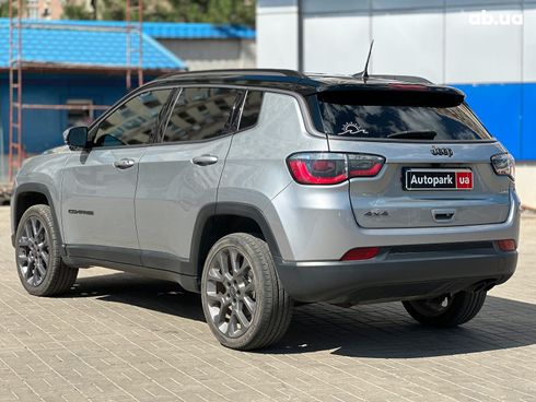 Jeep Compass 2020 серый - фото 7